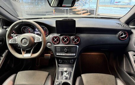 Mercedes-Benz A-Класс AMG, 2017 год, 2 850 000 рублей, 11 фотография