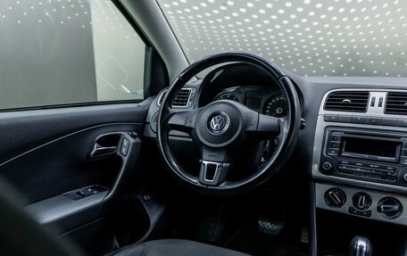 Volkswagen Polo VI (EU Market), 2013 год, 660 000 рублей, 16 фотография
