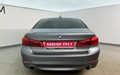 BMW 5 серия, 2018 год, 3 500 000 рублей, 4 фотография