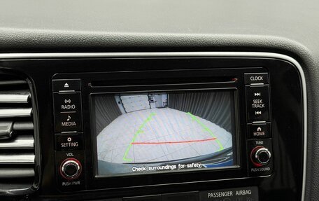 Mitsubishi Outlander III рестайлинг 3, 2017 год, 2 099 000 рублей, 13 фотография