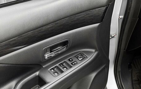 Mitsubishi Outlander III рестайлинг 3, 2017 год, 2 099 000 рублей, 17 фотография