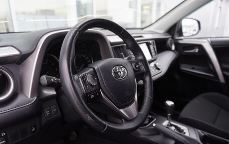 Toyota RAV4, 2019 год, 2 960 000 рублей, 10 фотография