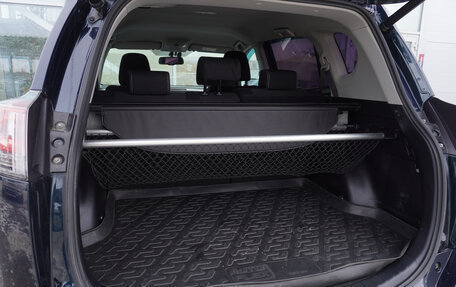 Toyota RAV4, 2019 год, 2 960 000 рублей, 24 фотография