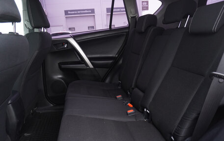 Toyota RAV4, 2019 год, 2 960 000 рублей, 22 фотография