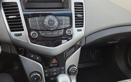 Chevrolet Cruze II, 2011 год, 1 000 000 рублей, 3 фотография