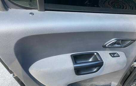 Volkswagen Amarok I рестайлинг, 2010 год, 1 550 000 рублей, 19 фотография