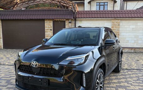 Toyota Yaris Cross, 2021 год, 2 350 000 рублей, 1 фотография