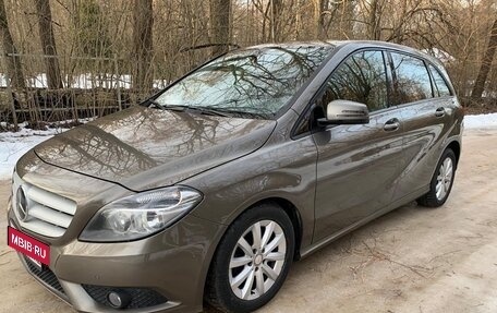 Mercedes-Benz B-Класс, 2013 год, 1 100 000 рублей, 2 фотография