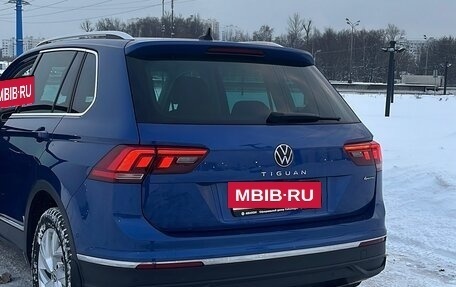 Volkswagen Tiguan II, 2021 год, 4 250 000 рублей, 5 фотография