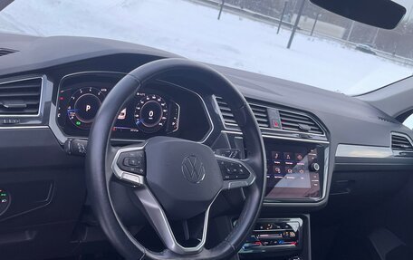 Volkswagen Tiguan II, 2021 год, 4 250 000 рублей, 11 фотография