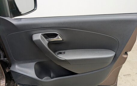 Volkswagen Polo VI (EU Market), 2017 год, 720 000 рублей, 17 фотография