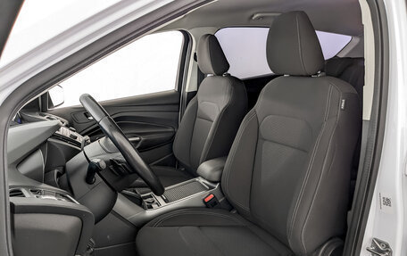 Ford Kuga III, 2018 год, 1 750 000 рублей, 20 фотография