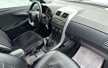 Toyota Corolla, 2011 год, 850 000 рублей, 9 фотография