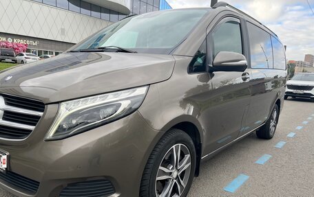 Mercedes-Benz V-Класс, 2015 год, 3 450 000 рублей, 5 фотография
