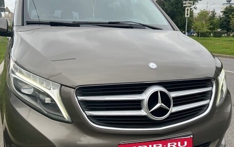 Mercedes-Benz V-Класс, 2015 год, 3 450 000 рублей, 8 фотография