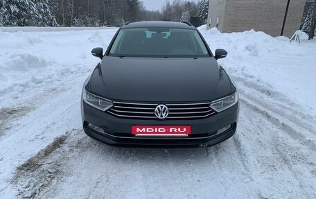 Volkswagen Passat B8 рестайлинг, 2016 год, 1 830 000 рублей, 2 фотография