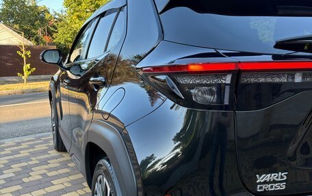 Toyota Yaris Cross, 2021 год, 2 350 000 рублей, 10 фотография