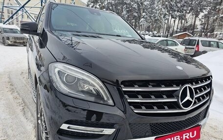 Mercedes-Benz M-Класс, 2012 год, 2 530 000 рублей, 2 фотография