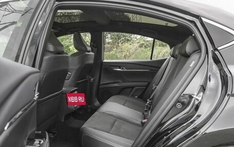 Toyota Camry, 2025 год, 4 990 000 рублей, 11 фотография