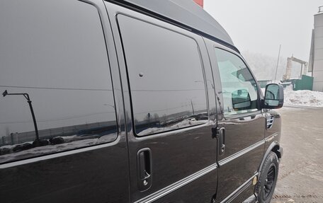 Chevrolet Express II, 2010 год, 2 590 000 рублей, 18 фотография