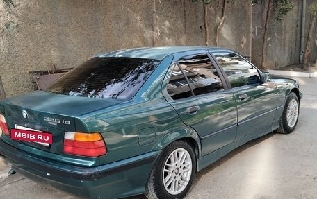 BMW 3 серия, 1993 год, 480 000 рублей, 4 фотография
