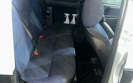 Peugeot Partner II рестайлинг 2, 2006 год, 330 000 рублей, 4 фотография