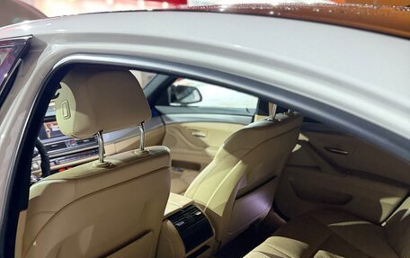 BMW 5 серия, 2013 год, 1 900 000 рублей, 6 фотография