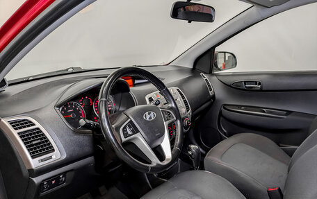 Hyundai i20 IB рестайлинг, 2010 год, 750 000 рублей, 15 фотография