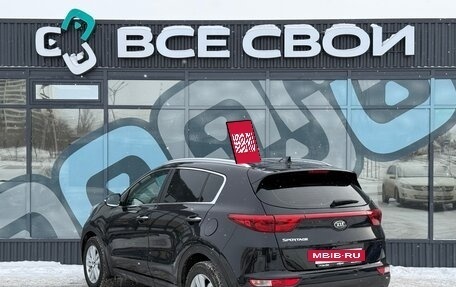 KIA Sportage IV рестайлинг, 2018 год, 1 900 000 рублей, 3 фотография