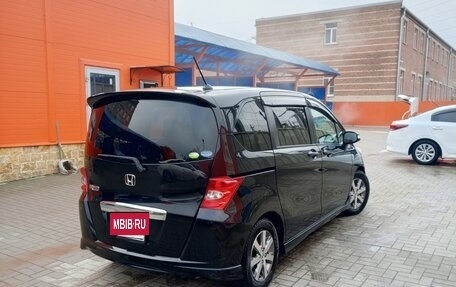 Honda Freed I, 2010 год, 1 050 000 рублей, 7 фотография