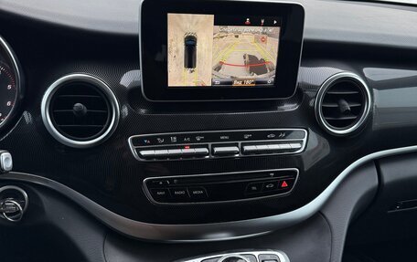 Mercedes-Benz V-Класс, 2017 год, 12 фотография