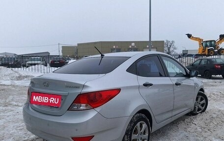 Hyundai Solaris II рестайлинг, 2011 год, 529 000 рублей, 4 фотография