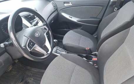 Hyundai Solaris II рестайлинг, 2011 год, 529 000 рублей, 10 фотография