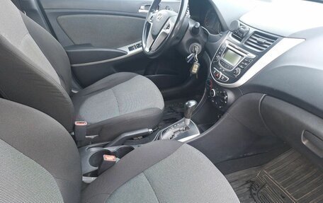 Hyundai Solaris II рестайлинг, 2011 год, 529 000 рублей, 15 фотография