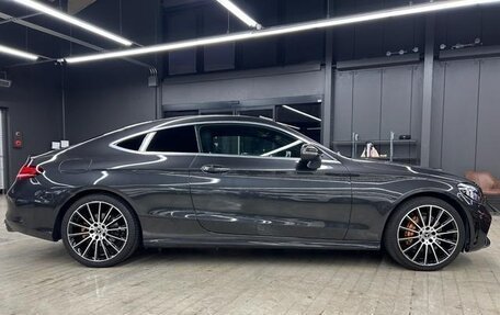 Mercedes-Benz C-Класс, 2018 год, 1 731 777 рублей, 11 фотография