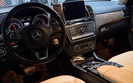 Mercedes-Benz GLS, 2017 год, 4 500 000 рублей, 9 фотография