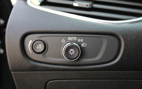 Chevrolet Malibu IX, 2019 год, 1 590 000 рублей, 20 фотография