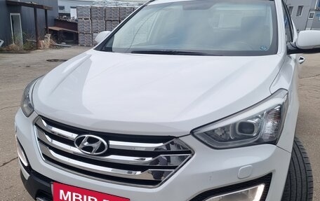 Hyundai Santa Fe III рестайлинг, 2014 год, 1 550 000 рублей, 2 фотография