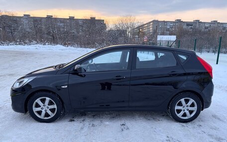 Hyundai Solaris II рестайлинг, 2011 год, 689 000 рублей, 7 фотография