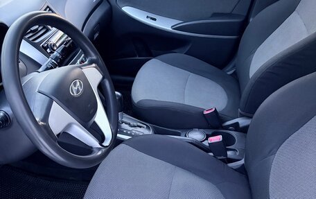 Hyundai Solaris II рестайлинг, 2011 год, 689 000 рублей, 17 фотография