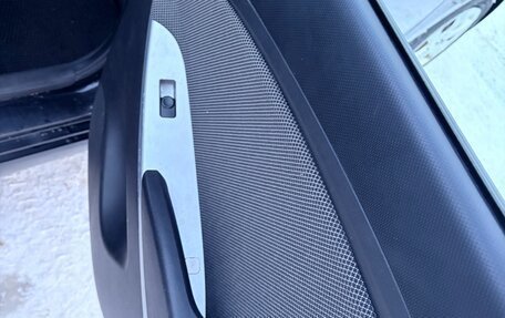 Hyundai Solaris II рестайлинг, 2011 год, 689 000 рублей, 32 фотография