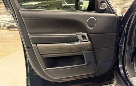 Land Rover Range Rover IV рестайлинг, 2017 год, 5 600 000 рублей, 12 фотография