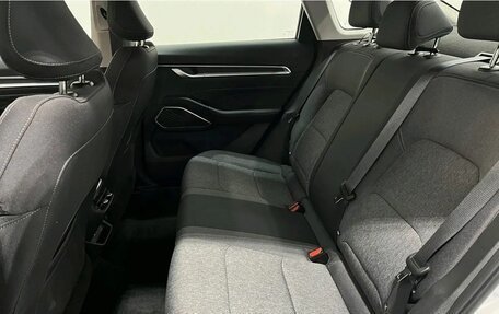 Geely Emgrand, 2023 год, 1 710 000 рублей, 9 фотография