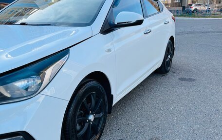 Hyundai Solaris II рестайлинг, 2017 год, 1 080 000 рублей, 5 фотография