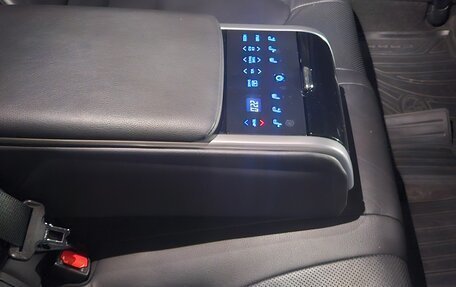 Toyota Camry, 2019 год, 2 700 000 рублей, 12 фотография