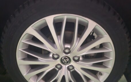 Toyota Camry, 2019 год, 2 700 000 рублей, 19 фотография