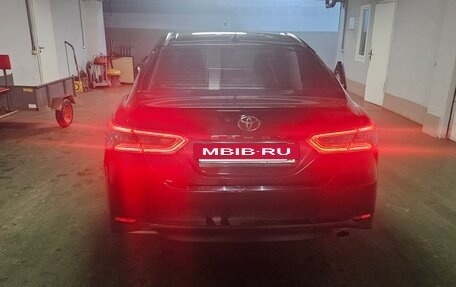 Toyota Camry, 2019 год, 2 700 000 рублей, 18 фотография