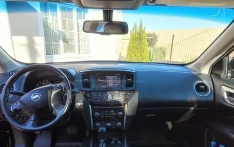 Nissan Pathfinder, 2015 год, 1 580 000 рублей, 7 фотография