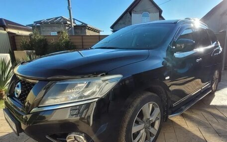 Nissan Pathfinder, 2015 год, 1 580 000 рублей, 14 фотография