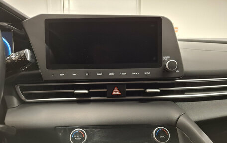 Hyundai Elantra, 2023 год, 2 149 000 рублей, 15 фотография